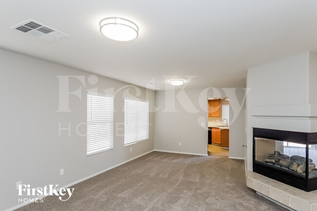 Foto del edificio - 10174 Pennyroyal St