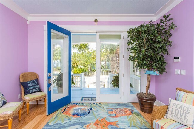 Foto del edificio - 521 Barefoot Trace Cir