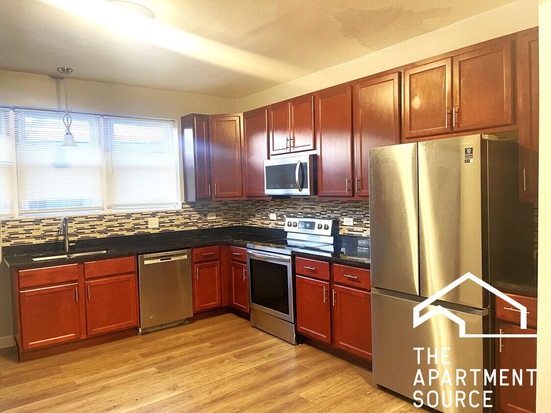 Foto principal - 2996 N Ridgeway Ave