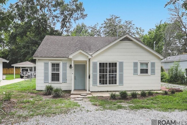 Building Photo - 4314 Mimosa St