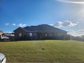 Building Photo - 110 Dawson Ln