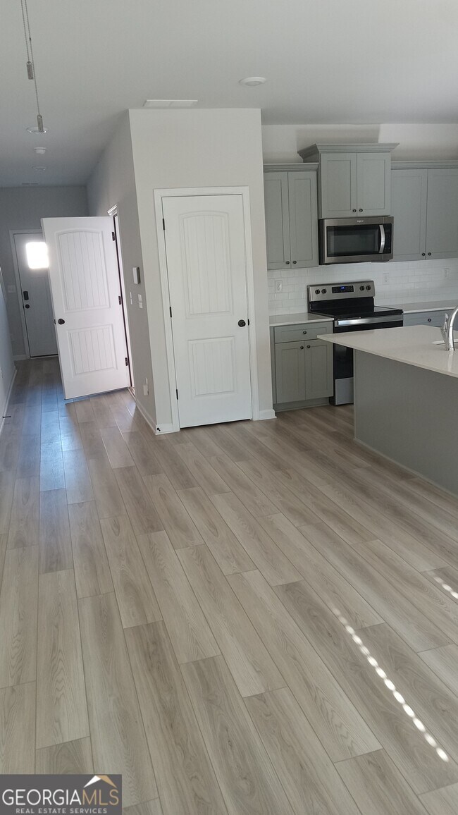 Foto del edificio - 2498 Polaris Way SW