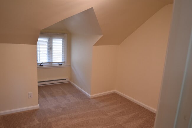 Foto del edificio - 815 Rosedale Ave