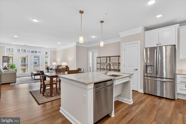 Foto del edificio - 6101 Fairview Farm Dr