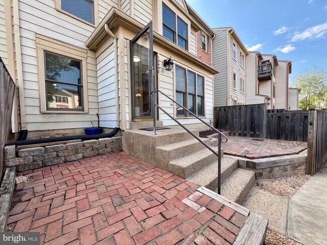 Foto del edificio - 10448 Rapidan Ln