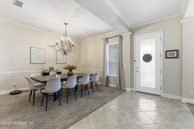 Foto del edificio - 9 Creek Side Dr