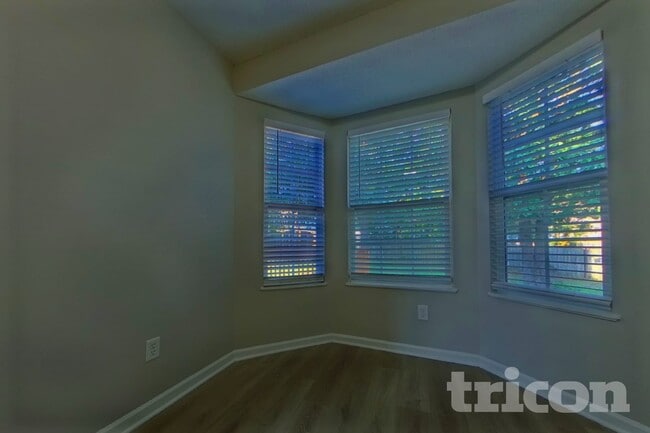 Building Photo - 319 Quiet Grove Ln