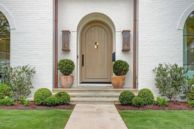 Building Photo - 3782 Georgetown St