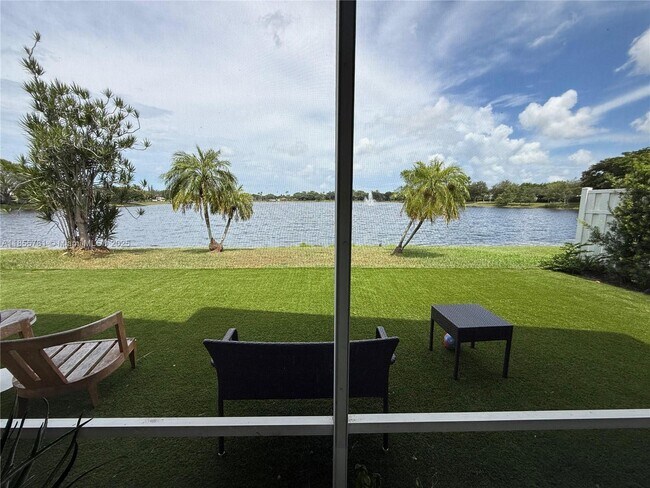 Foto del edificio - 5250 NW 53rd Ave