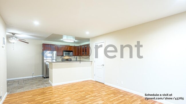Building Photo - 476 Dempsey Rd
