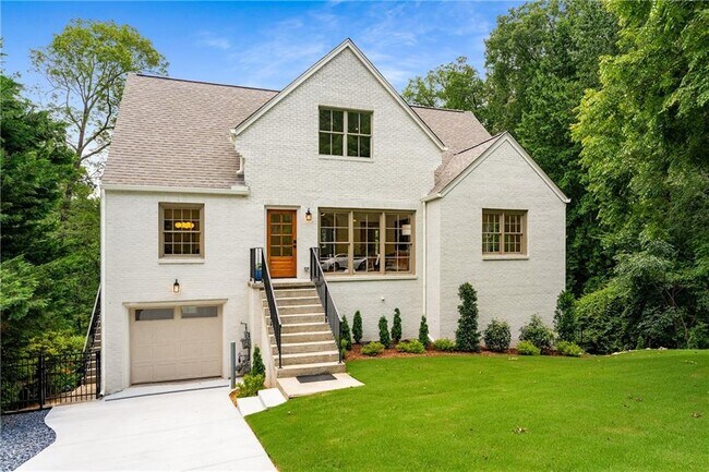 Foto del edificio - 1327 Harvard Rd NE