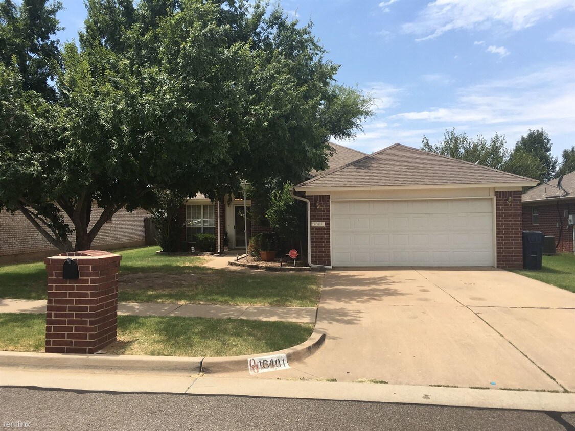 Primary Photo - 16401 Everglade Ln