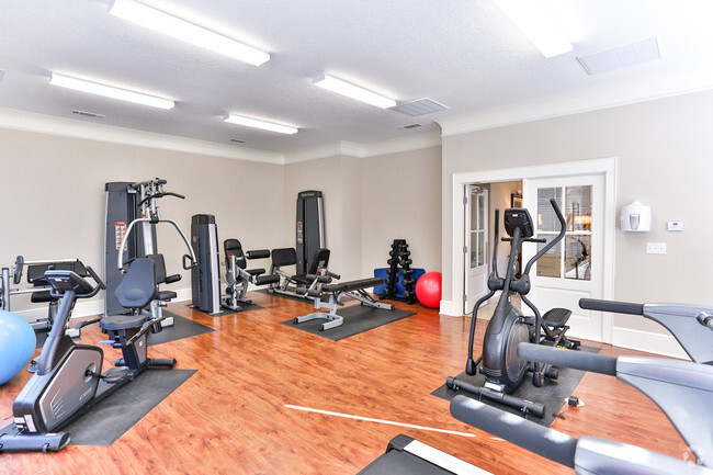 24/7 Fitness Center - Palisades of Belmont