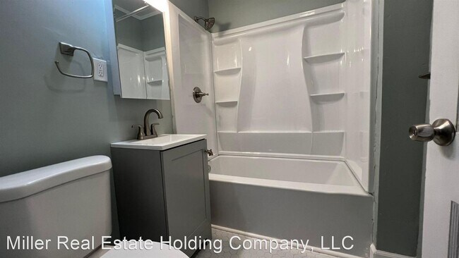 Foto del edificio - 3 br, 1 bath House - 2408 East 39th St