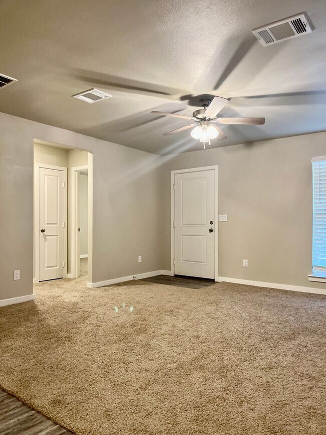 Foto del edificio - Beautiful Home in Upland Crossing with SPE...