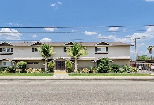 Building Photo - Casa De Turnbull