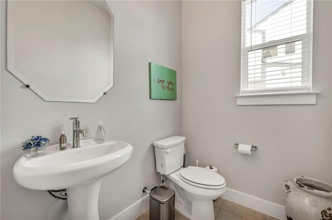Building Photo - 4521 Unity Cir