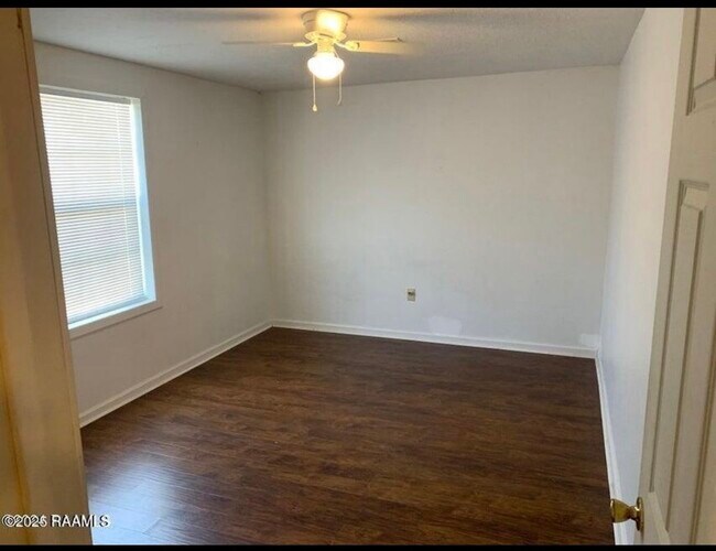 Foto del edificio - 1003 School St