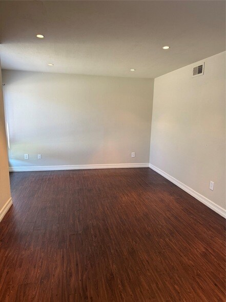 Foto del edificio - 17202 Imperial Valley Dr