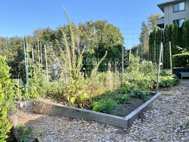 Foto del edificio - 1111 S Atlantic St