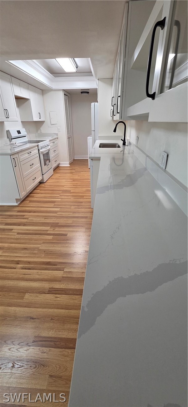 Building Photo - 3615 Boca Ciega Dr