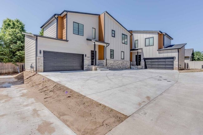 Foto del edificio - 8441 W 37th Ct N