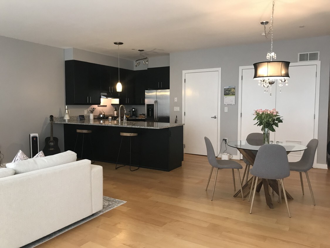 Cocina/Comedor - 510 Monroe Ave