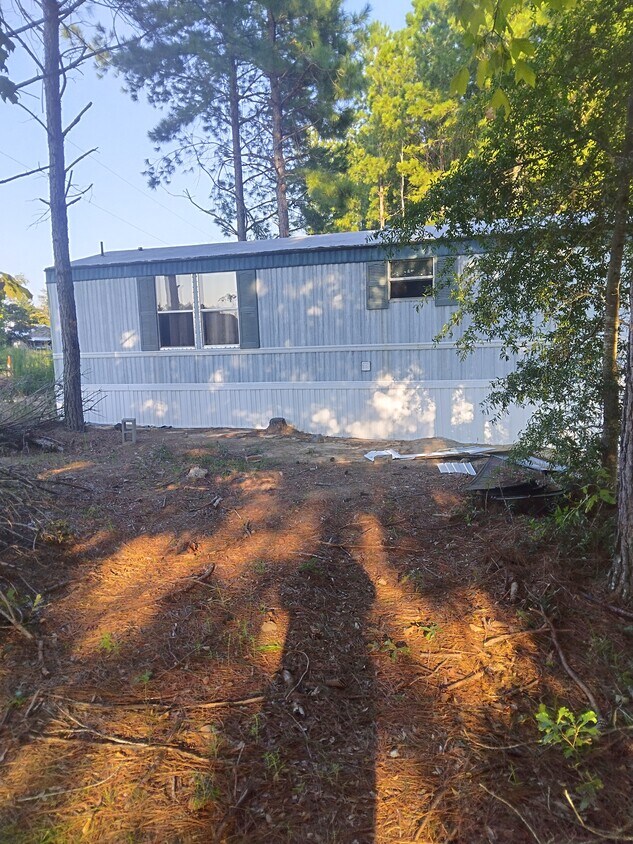 Foto principal - 7495 Cedar Creek Rd