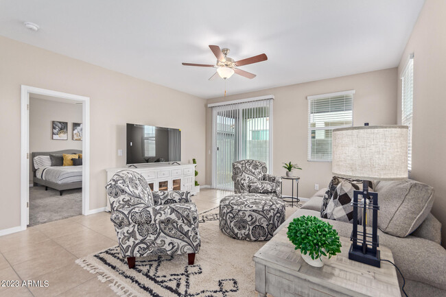 Building Photo - 17412 W Paraiso Ln