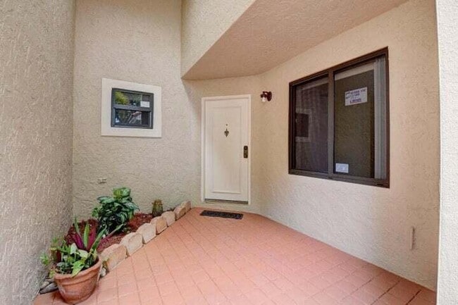 Building Photo - 6030 Verde Trail S