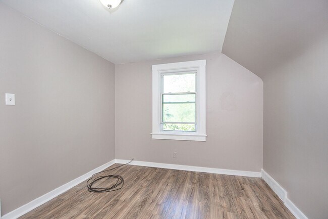 Building Photo - 3408 E 140th St