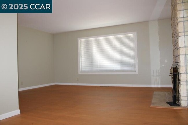 Foto del edificio - 2710 Doidge Ave