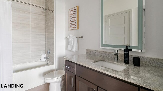 Building Photo - 698 Basilica Bay Dr