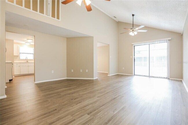 Foto del edificio - 5156 Birch Ave