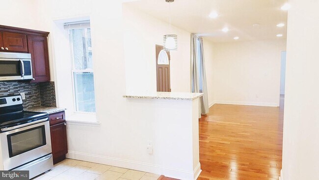 Building Photo - 1510 Brown St