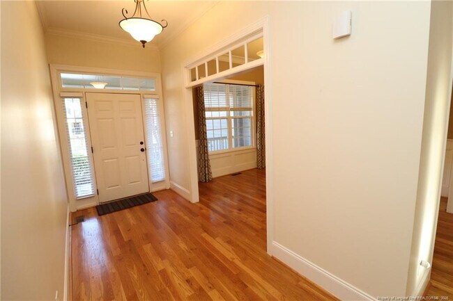 Foto del edificio - 7124 Blue Juniper Ct