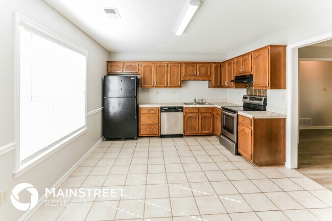 Building Photo - 6915 Black Thorn Drive