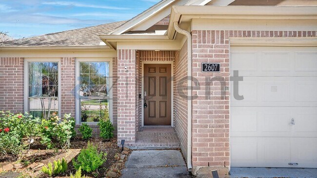 Foto del edificio - 2607 Diamond River Dr