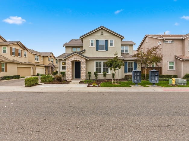 Building Photo - Spacious 3-bedroom home offering 1,785 sq ft of comfortable living space.