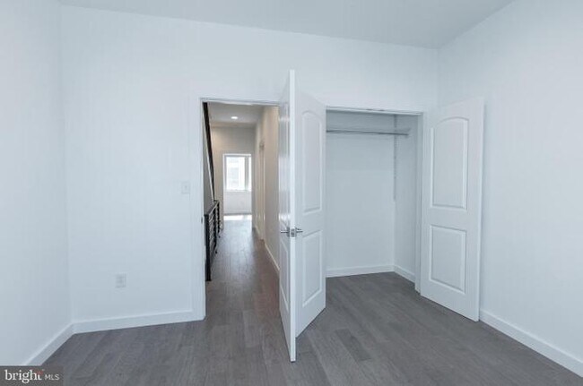 Foto del edificio - 1208 N Etting St