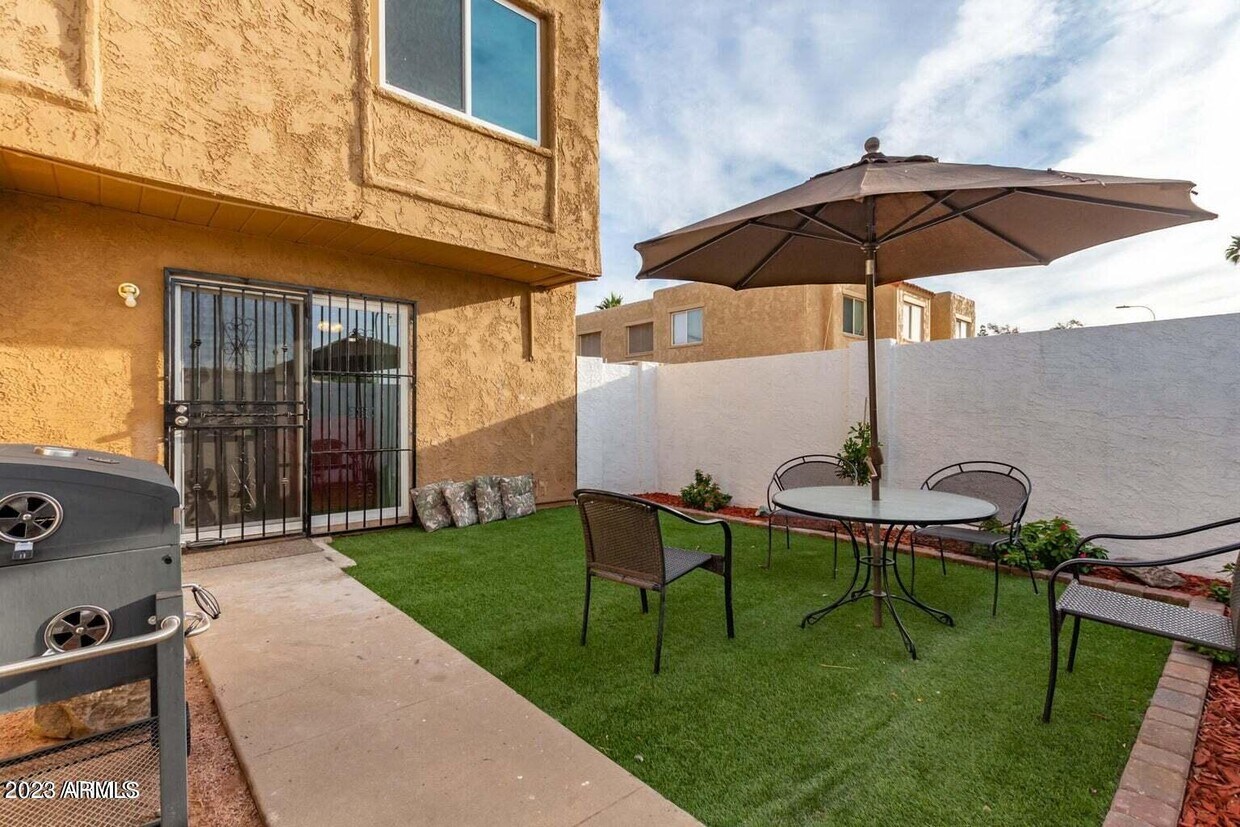 4639 E Southgate Ave, Phoenix, AZ 85040 Townhome Rentals in Phoenix