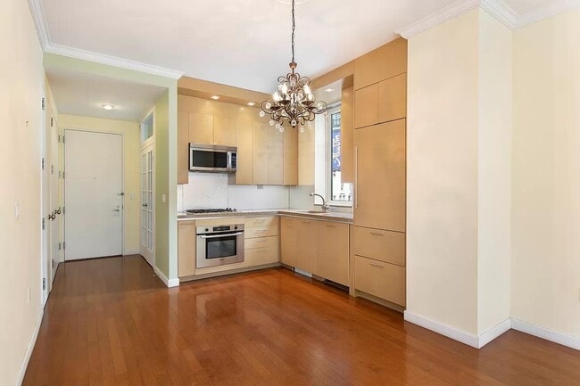 Photo - 1600 Broadway Apartment