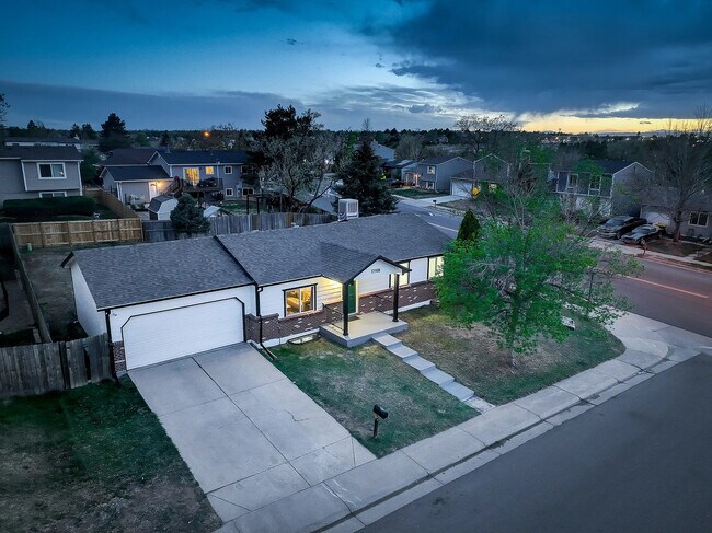 Building Photo - 17908 E Oxford Dr