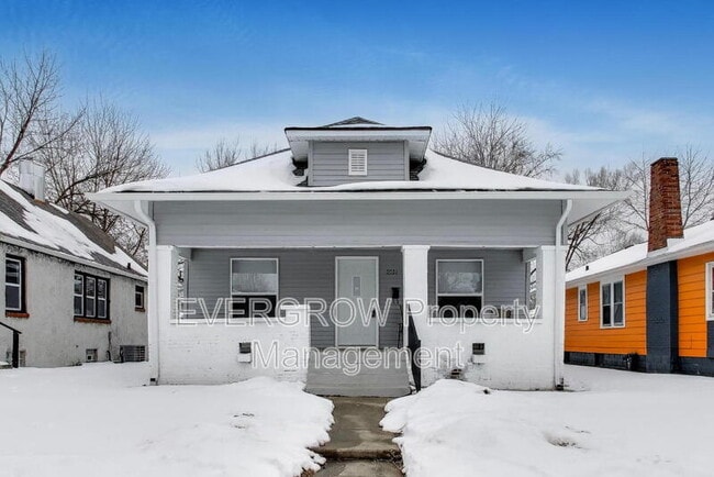 Photo - 2021 Mansfield St House