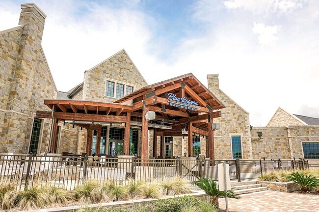Building Photo - 15834 Loch Laggan Dr