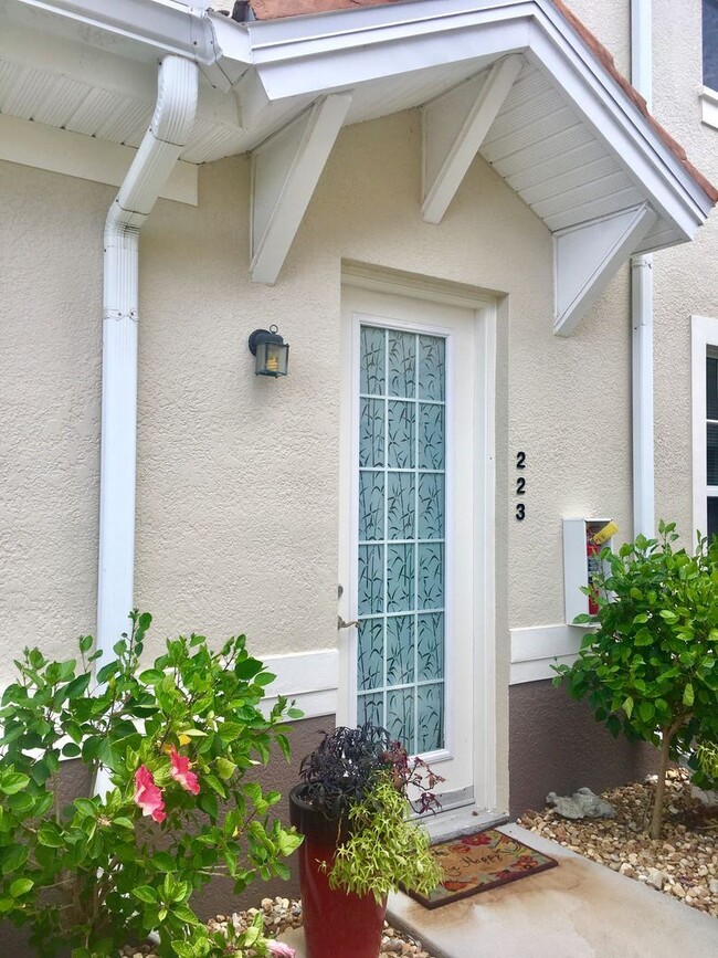 Foto del edificio - 3 br, 2 bath House - 17084 Acapulco Road #223