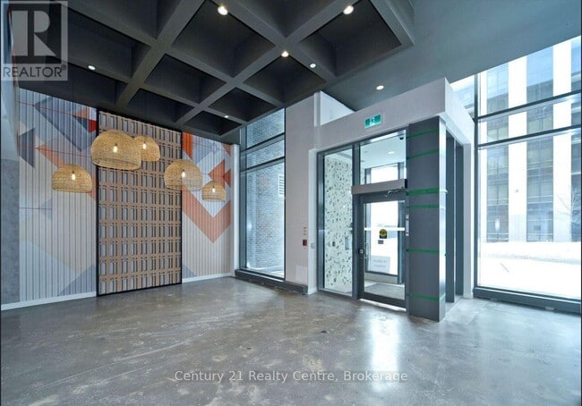 Building Photo - 10-2710 Abeja St