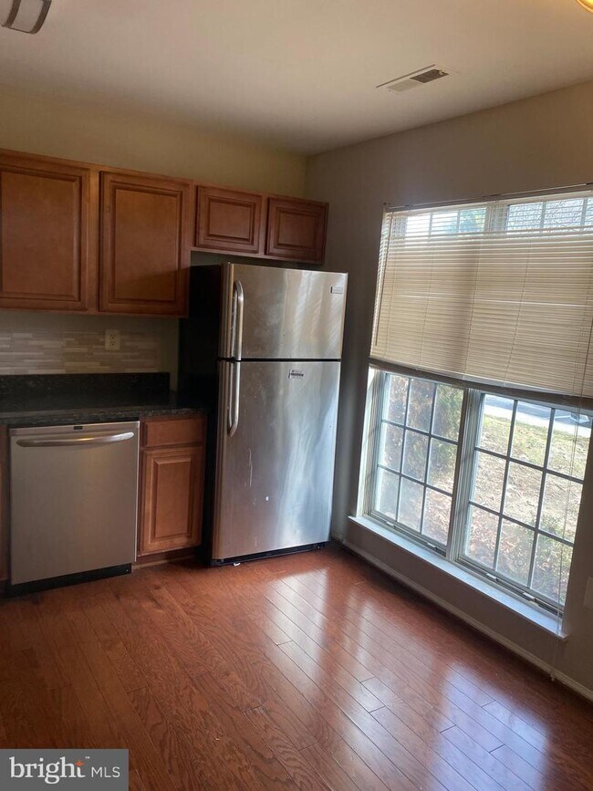 Building Photo - 3816 Light Arms Pl