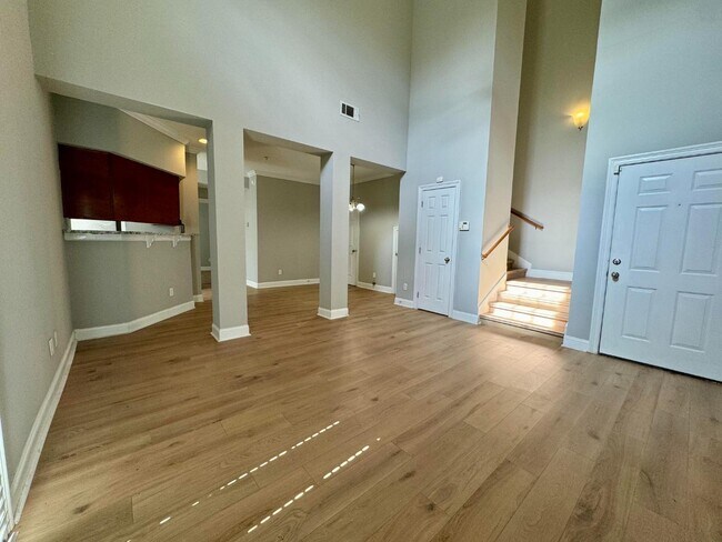 Foto del edificio - 3218 Veterans Memorial Pkwy