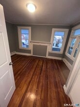 Building Photo - 10 Fleming St